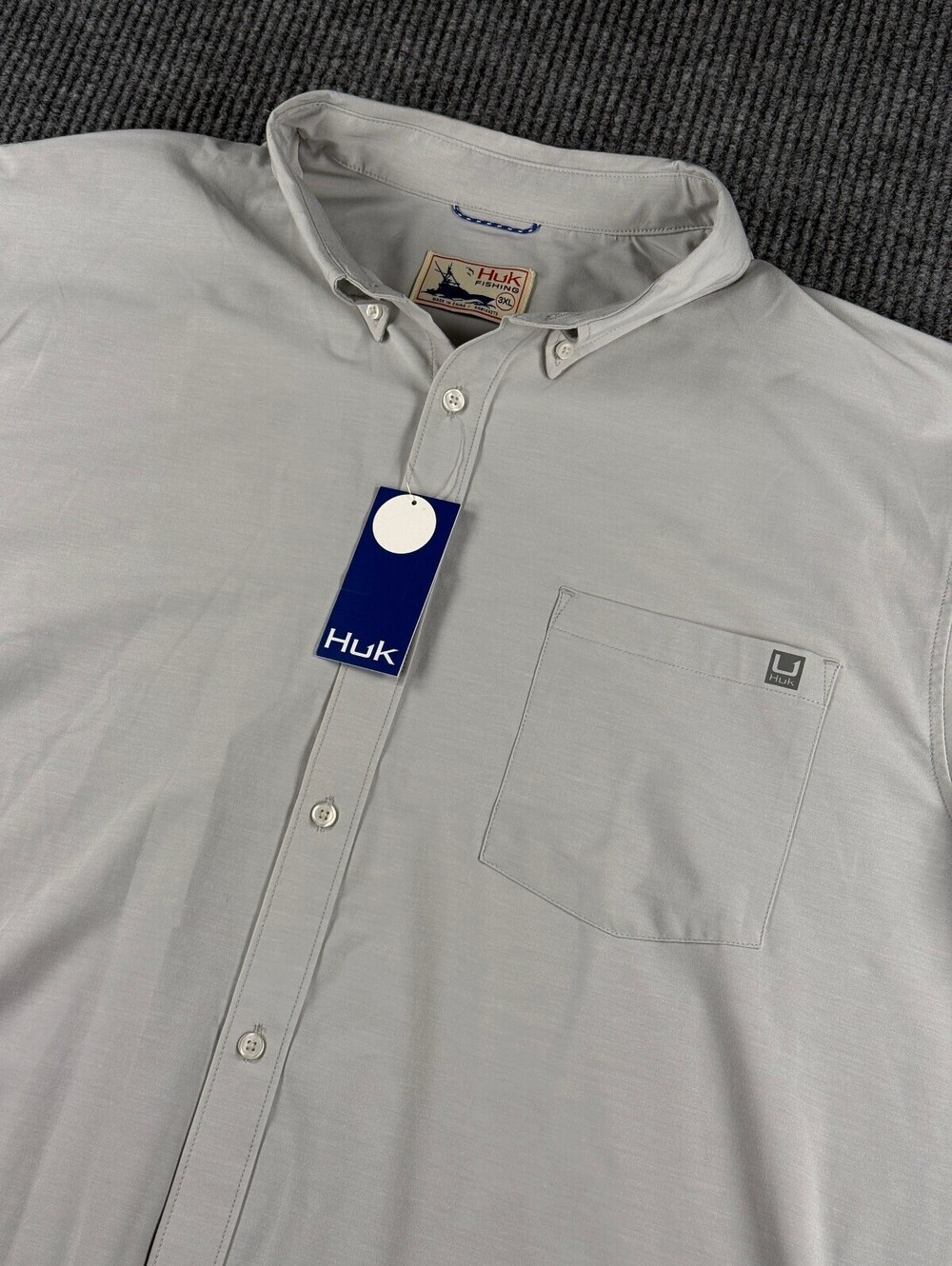 NWT HUK Performance Fishing Shirt Men 3XL Short Sleeve Light Gray UPF 30 Stretch